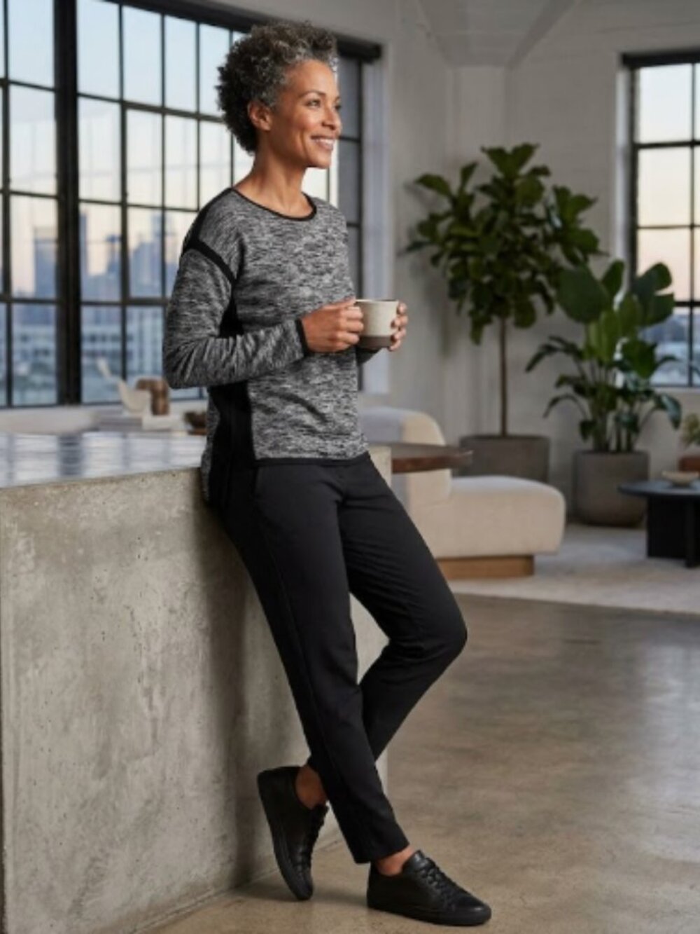 Athleta Black and Gray Knit Top Medium‎